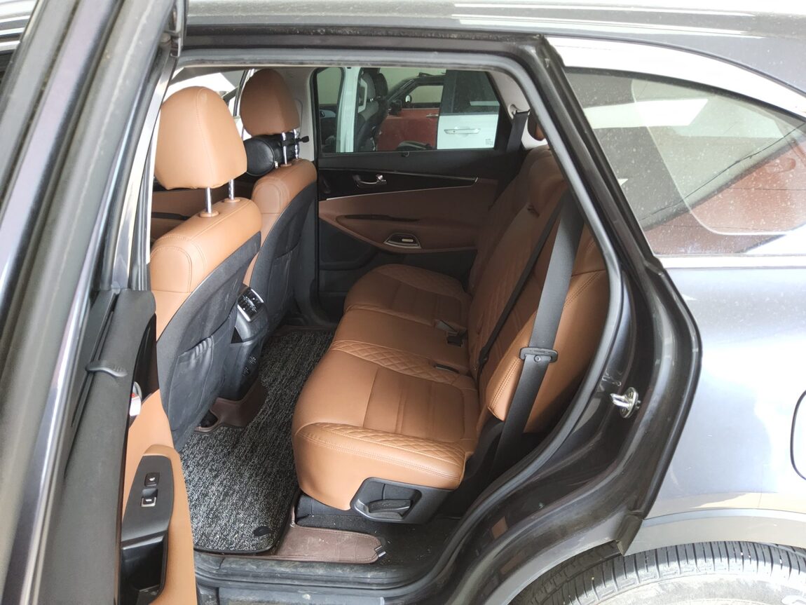 KIA THE NEW SORENTO DIESEL R2.2 2WD MASTER 2020 - zdjęcie 12