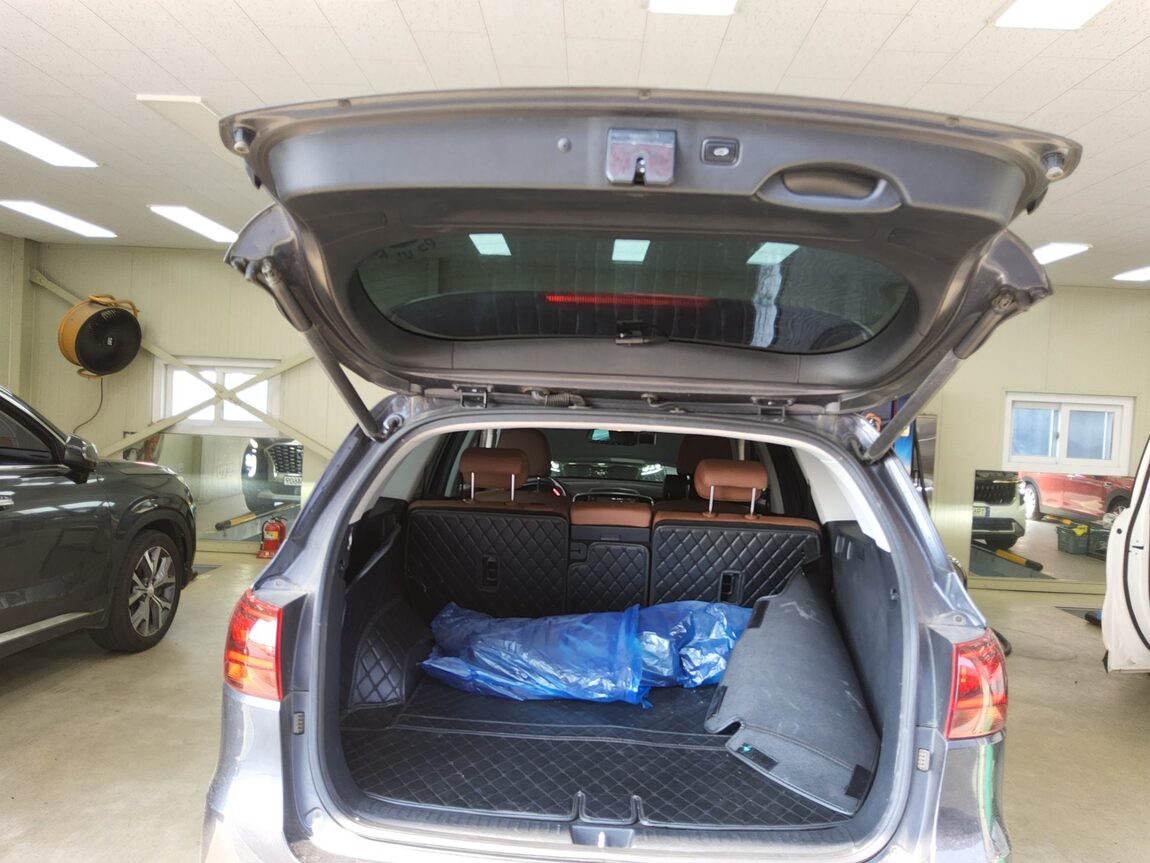 KIA THE NEW SORENTO DIESEL R2.2 2WD MASTER 2020 - zdjęcie 15