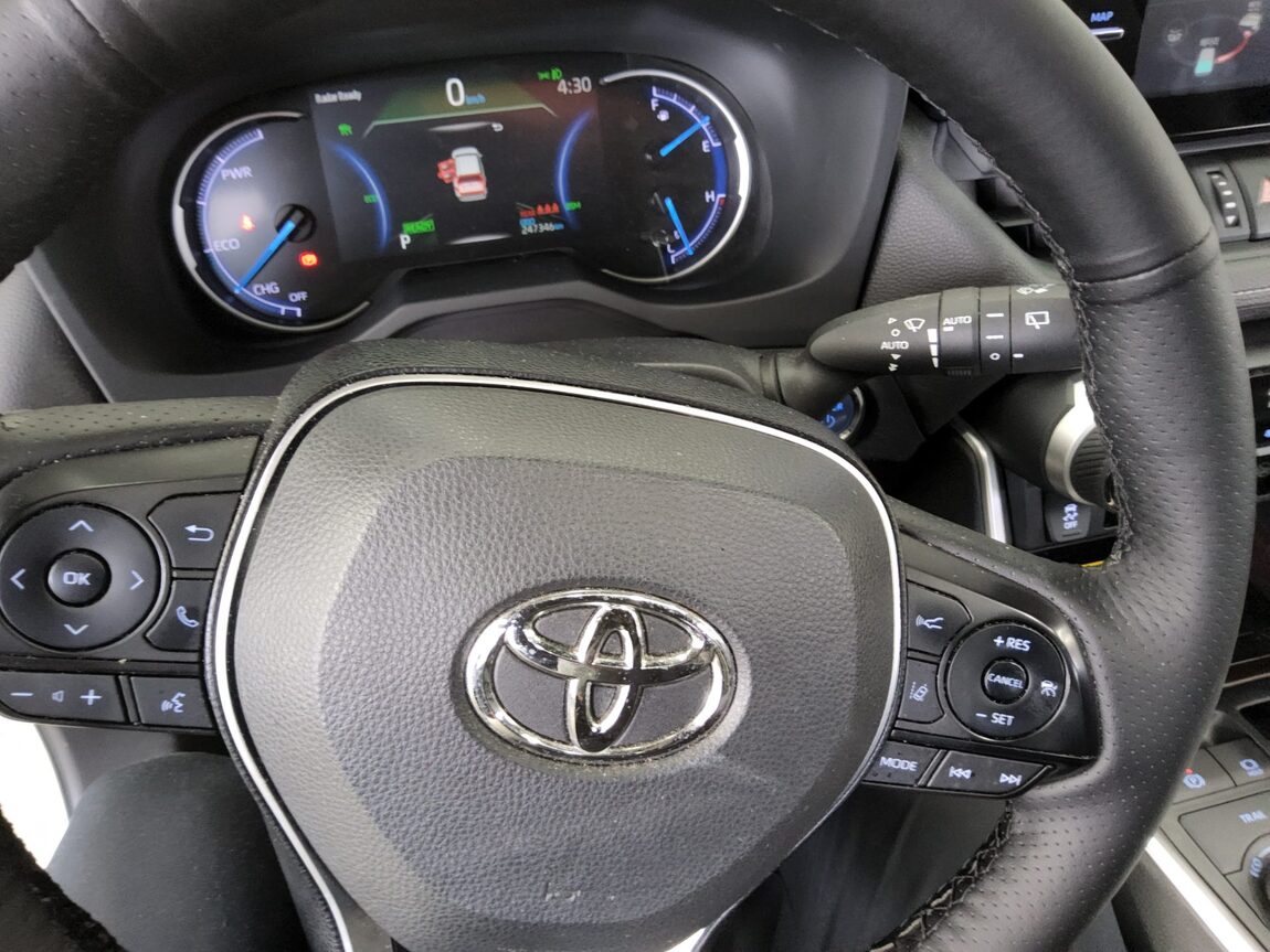 TOYOTA RAV4 (5TH GEN) 2.5 AWD HYBRID 2019 - zdjęcie 17