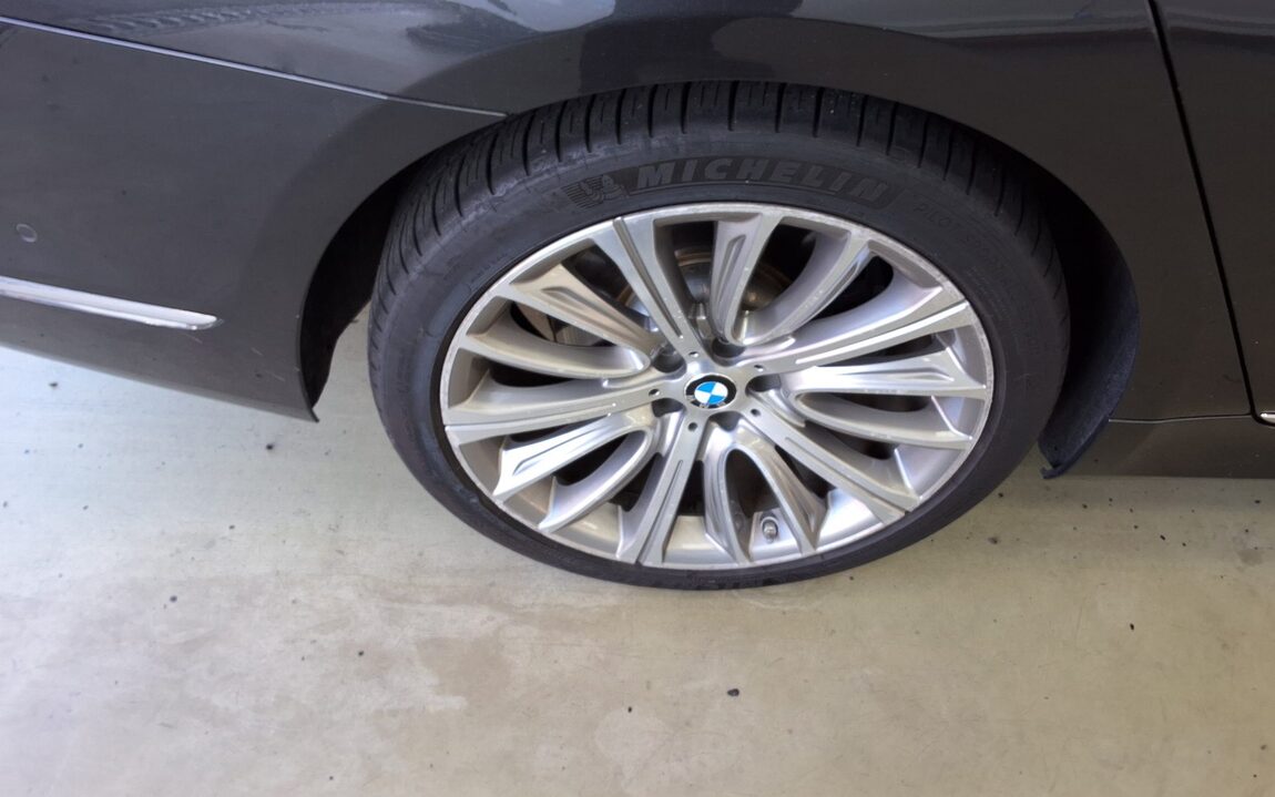 BMW 7 SERIES (6TH GEN) 750Li xDRIVE 2016 - zdjęcie 29