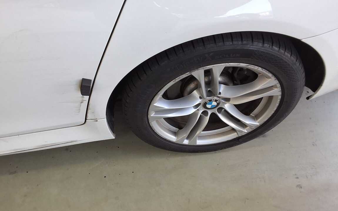 BMW 5 SERIES (6TH GEN) 520d M AERODYNAMIC PRO 2016 - zdjęcie 25