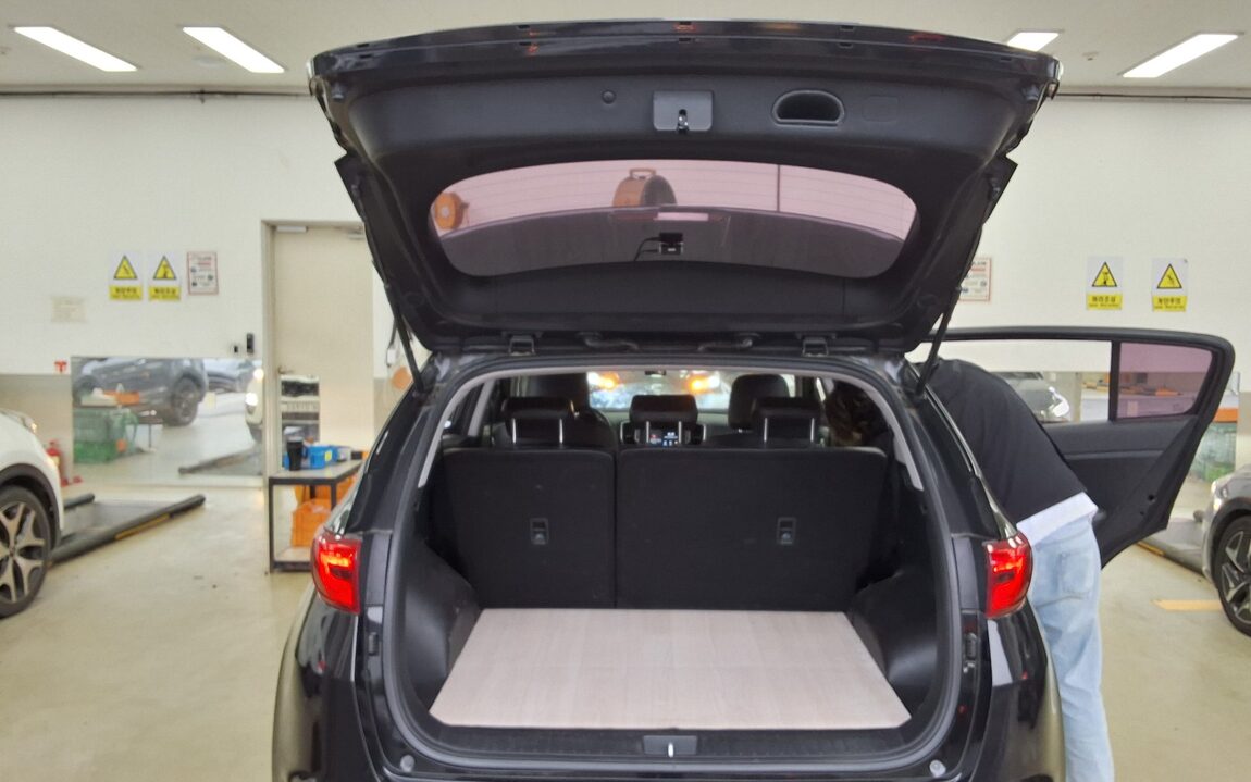 KIA NEW SPORTAGE R2.0 2WD PRESTIGE 2016 - zdjęcie 15