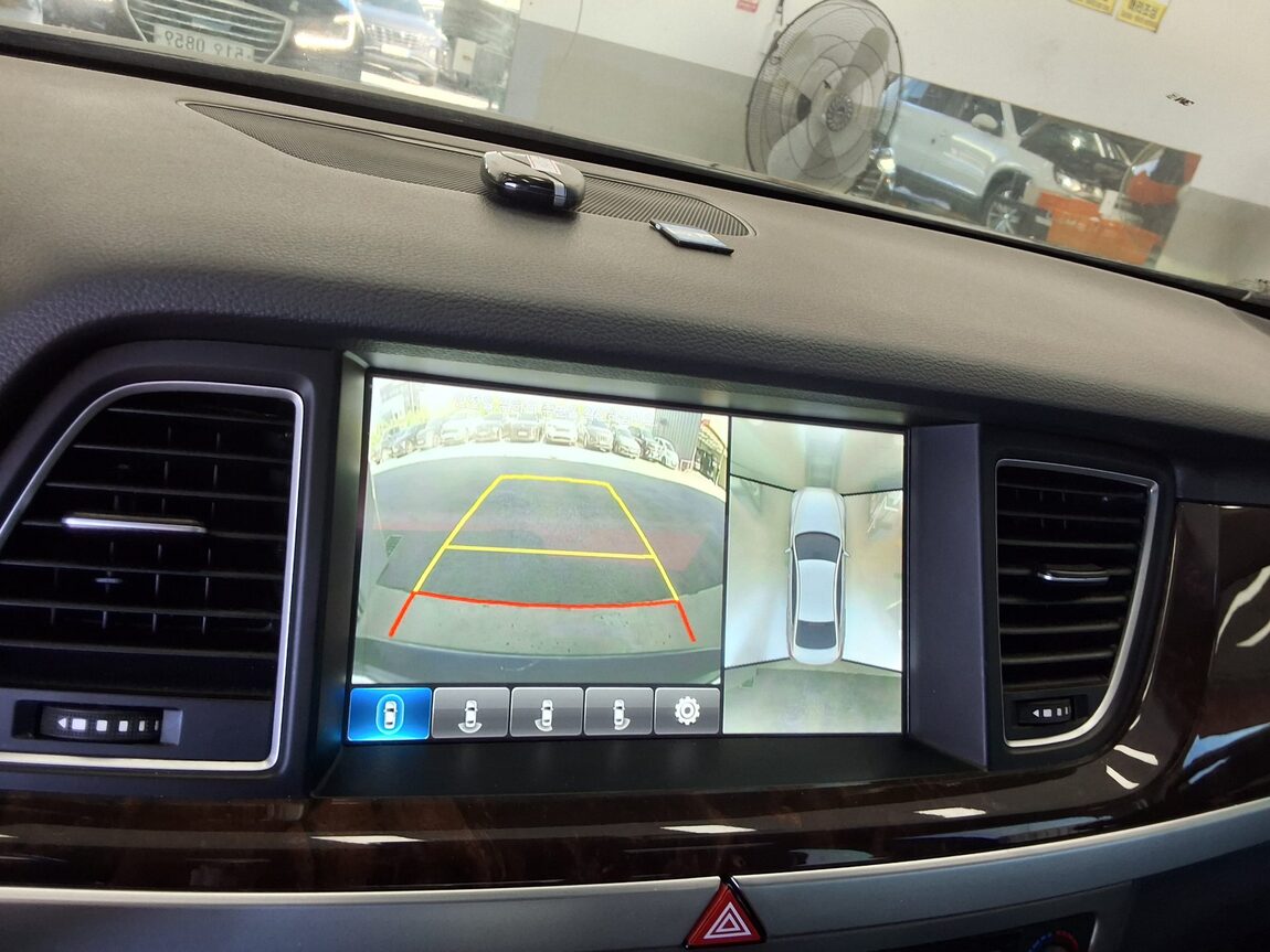 HYUNDAI GENESIS DH G380 AWD EXCLUSIVE 2016 - zdjęcie 19