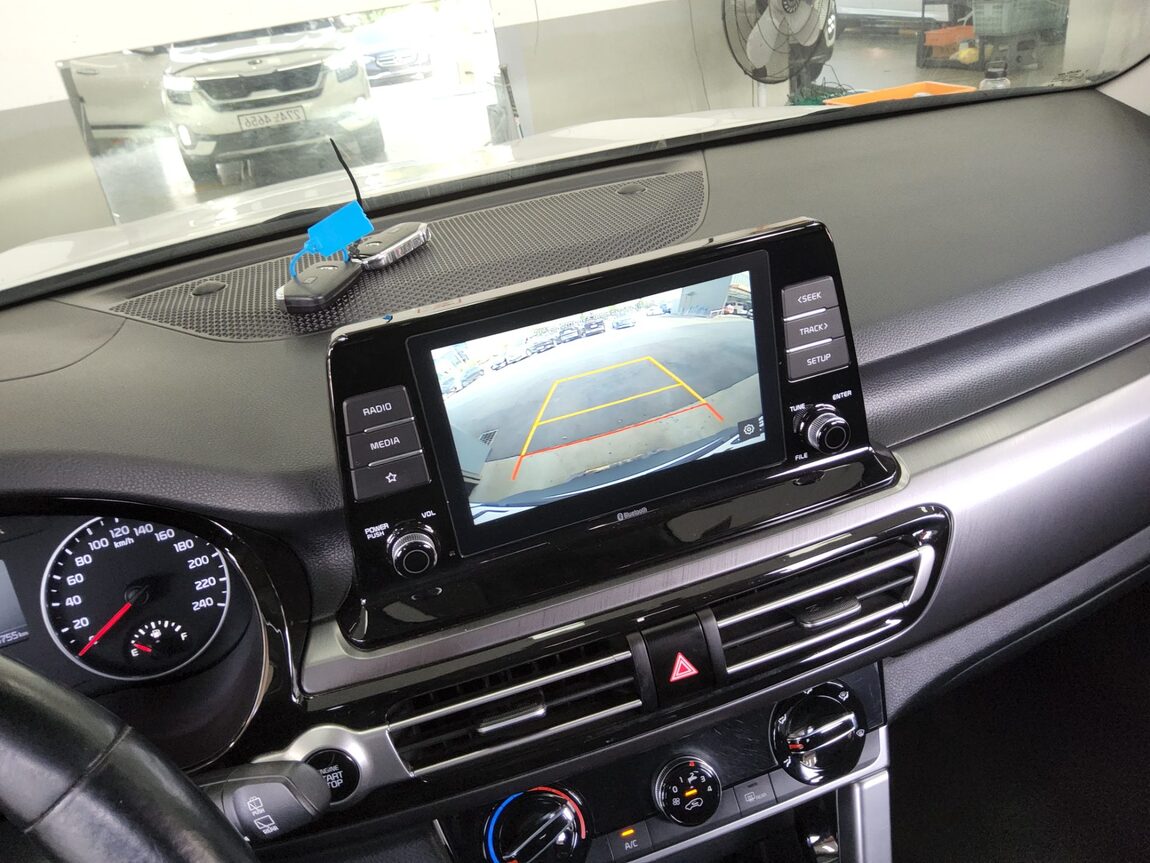 KIA SELTOS 1.6 DIESEL 2WD SIGNATURE 2021 - zdjęcie 17