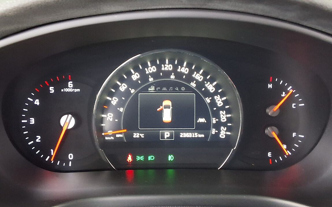 KIA ALL NEW SORENTO R2.2 4WD NOBLESSE SPECIAL 2016 - zdjęcie 9