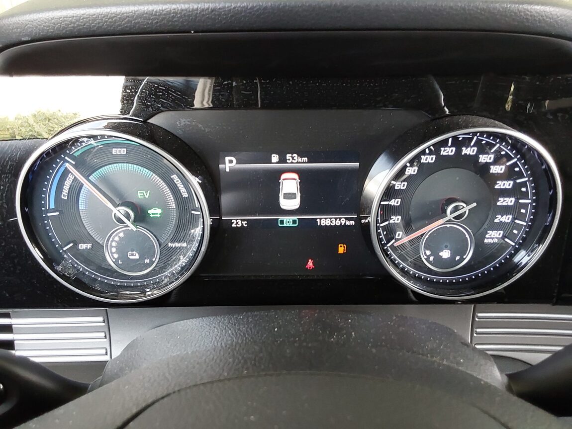 HYUNDAI THE NEW GRANDEUR IG HYBRID 2.4 HEV EXCLUSIVE 2021 - zdjęcie 9