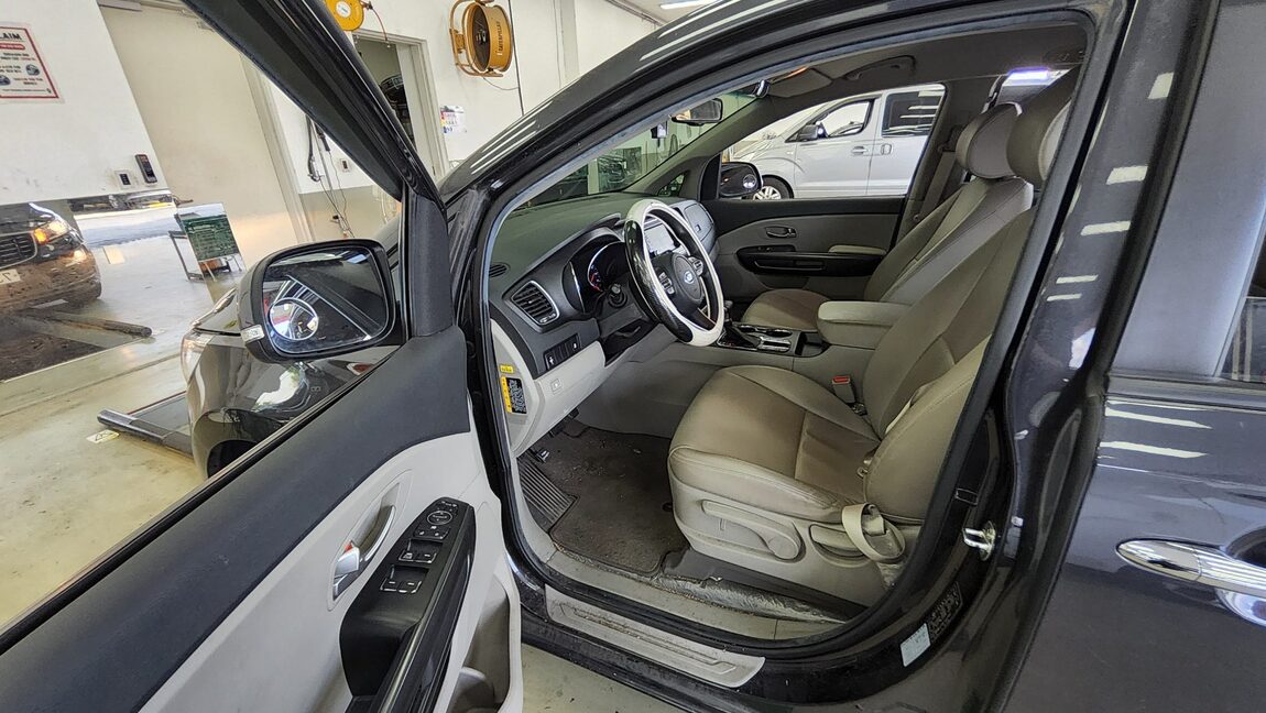 KIA THE NEW CARNIVAL 11-SEATER DIESEL DELUXE 2020 - zdjęcie 10
