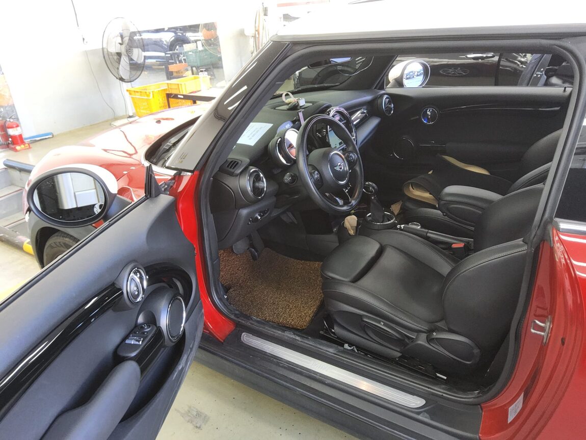 MINI COOPER (3RD GEN) 1.5 HIGH 2014 - zdjęcie 10