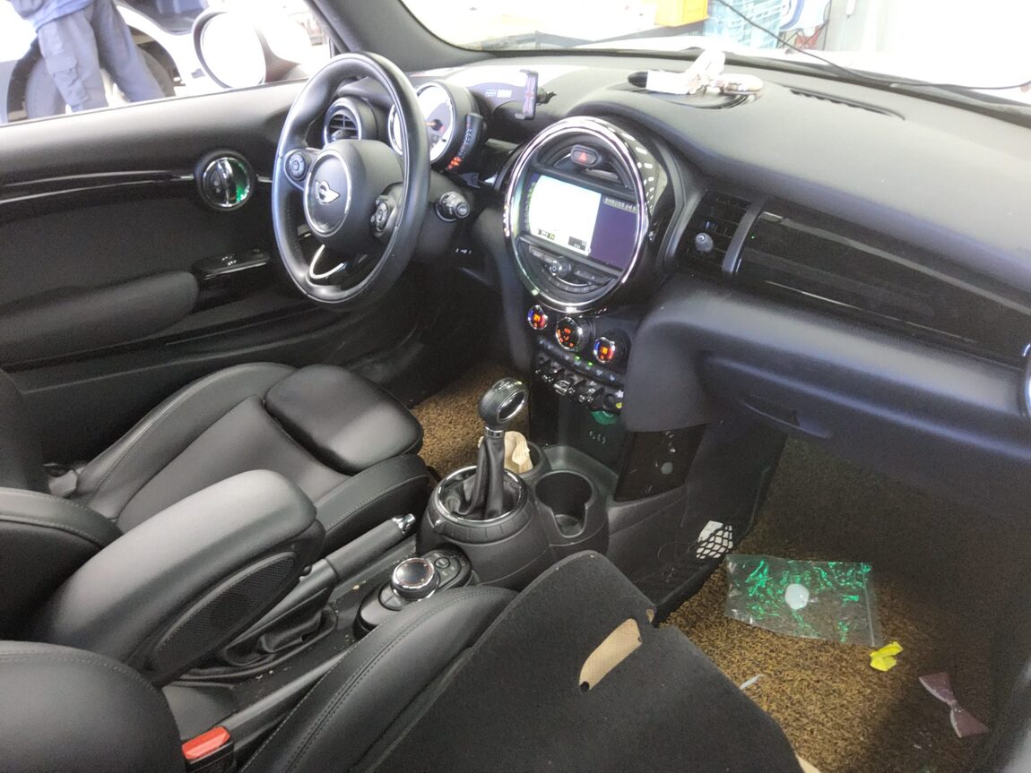 MINI COOPER (3RD GEN) 1.5 HIGH 2014 - zdjęcie 11