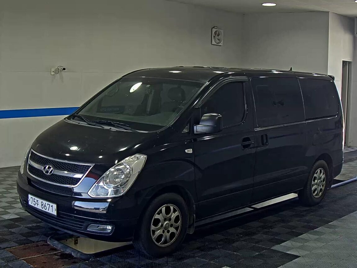 HYUNDAI GRAND STAREX 11-SEATER DIESEL CVX PREMIER 2014 - zdjęcie 2