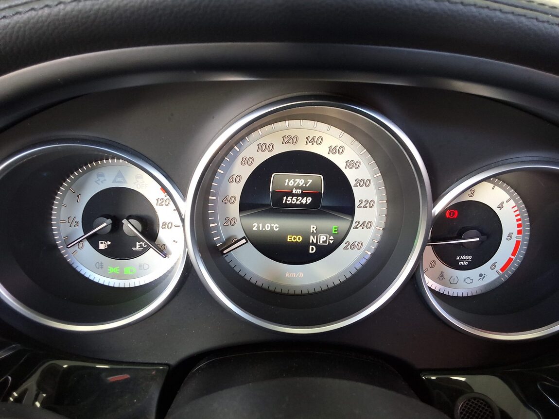 MERCEDES-BENZ CLS-CLASS (2ND GEN) CLS250 d 4MATIC 2016 - zdjęcie 9