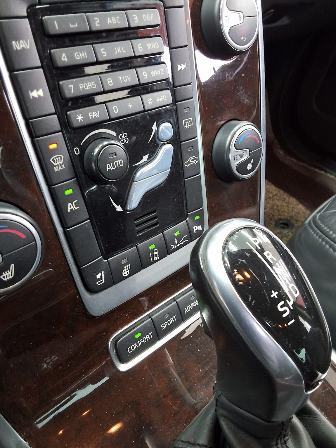 VOLVO S80 (2ND GEN) D5 2014 - zdjęcie 28