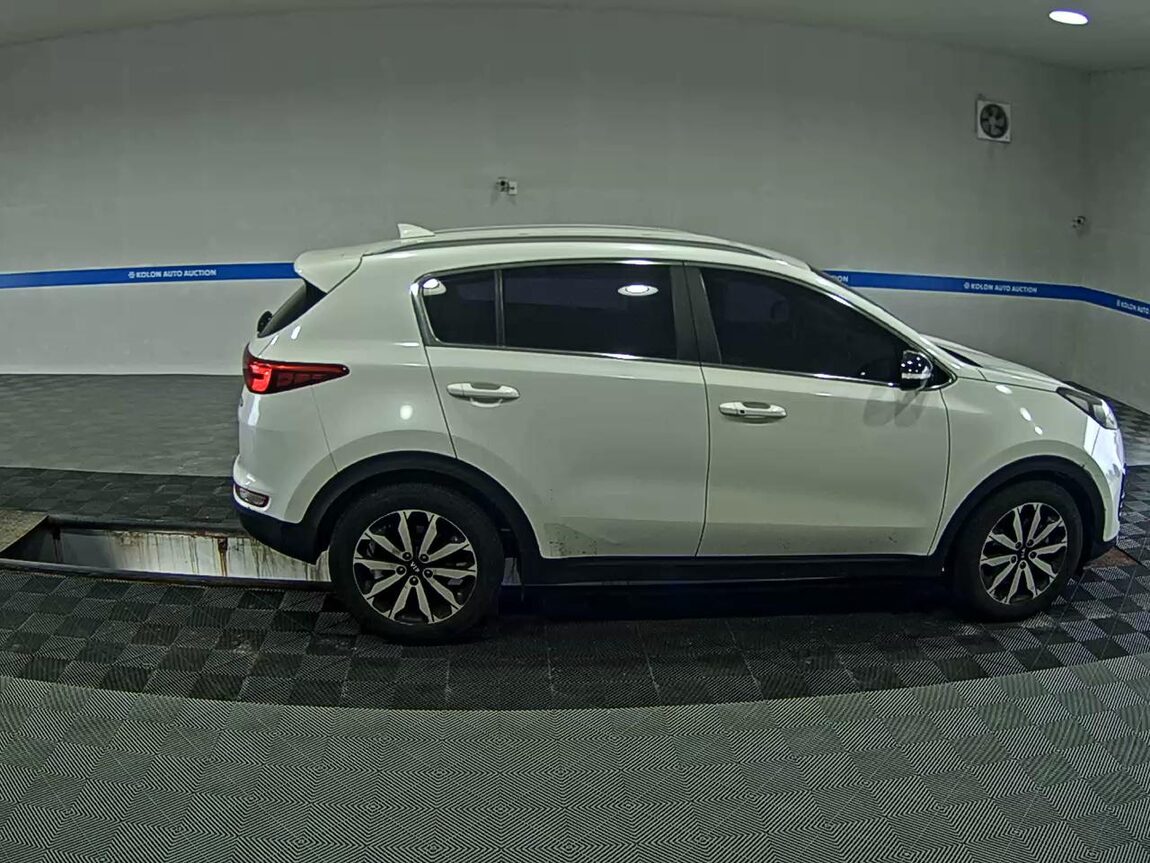 KIA NEW SPORTAGE R2.0 2WD NOBLESSE 2016 - zdjęcie 4