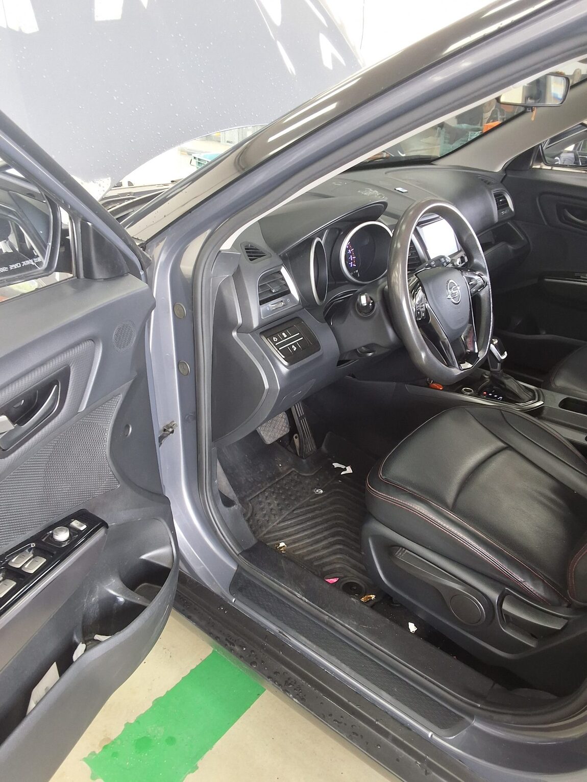 KG MOBILITY (SSANGYONG) TIVOLI AIR DIESEL 2WD AX 2019 - zdjęcie 10