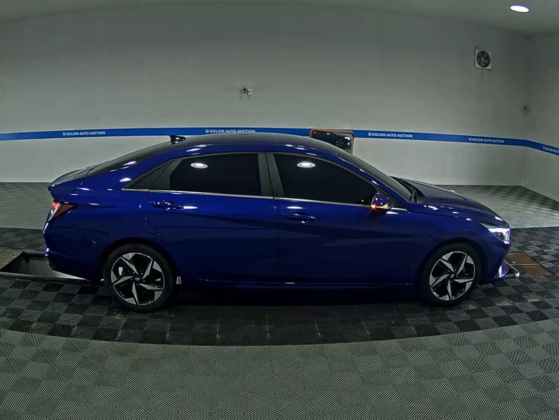 HYUNDAI AVANTE (CN7) 1.6 GASOLINE INSPIRATION 2021 - zdjęcie 4