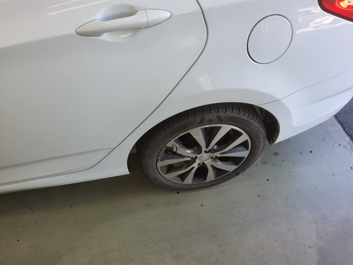 HYUNDAI NEW ACCENT 1.4 VVT MODERN 2015 - zdjęcie 23