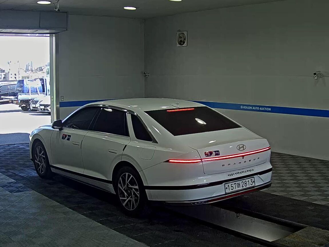 HYUNDAI THE ALL NEW GRANDEUR LPi 3.5 COMMERCIAL PREMIUM MODEL 2025 - zdjęcie 6