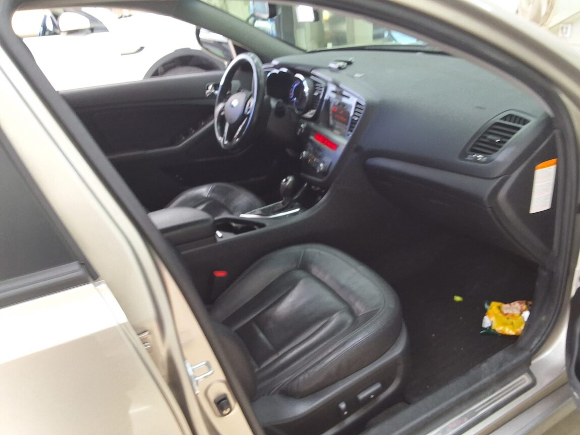 KIA K5 HYBRID PRESTIGE 2013 - zdjęcie 15