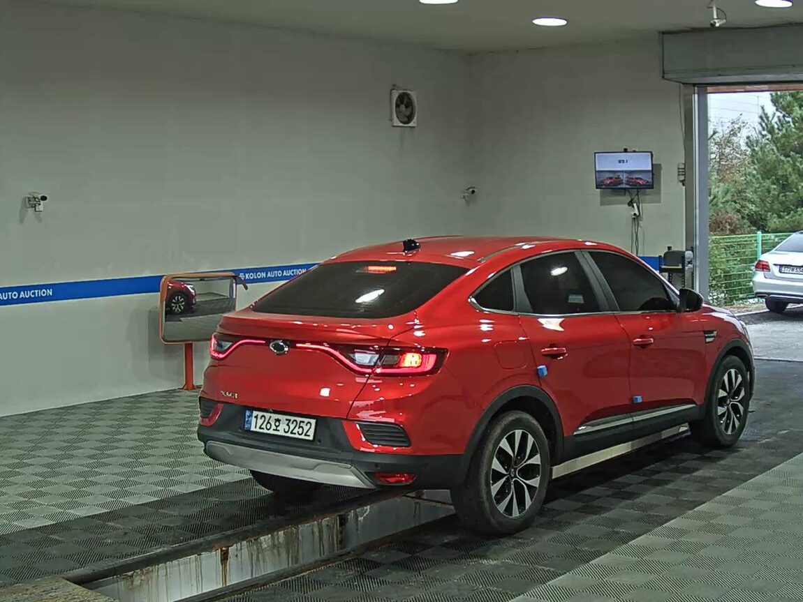 RENAULT (SAMSUNG) XM3 1.6 GTe RE 2022 - zdjęcie 5