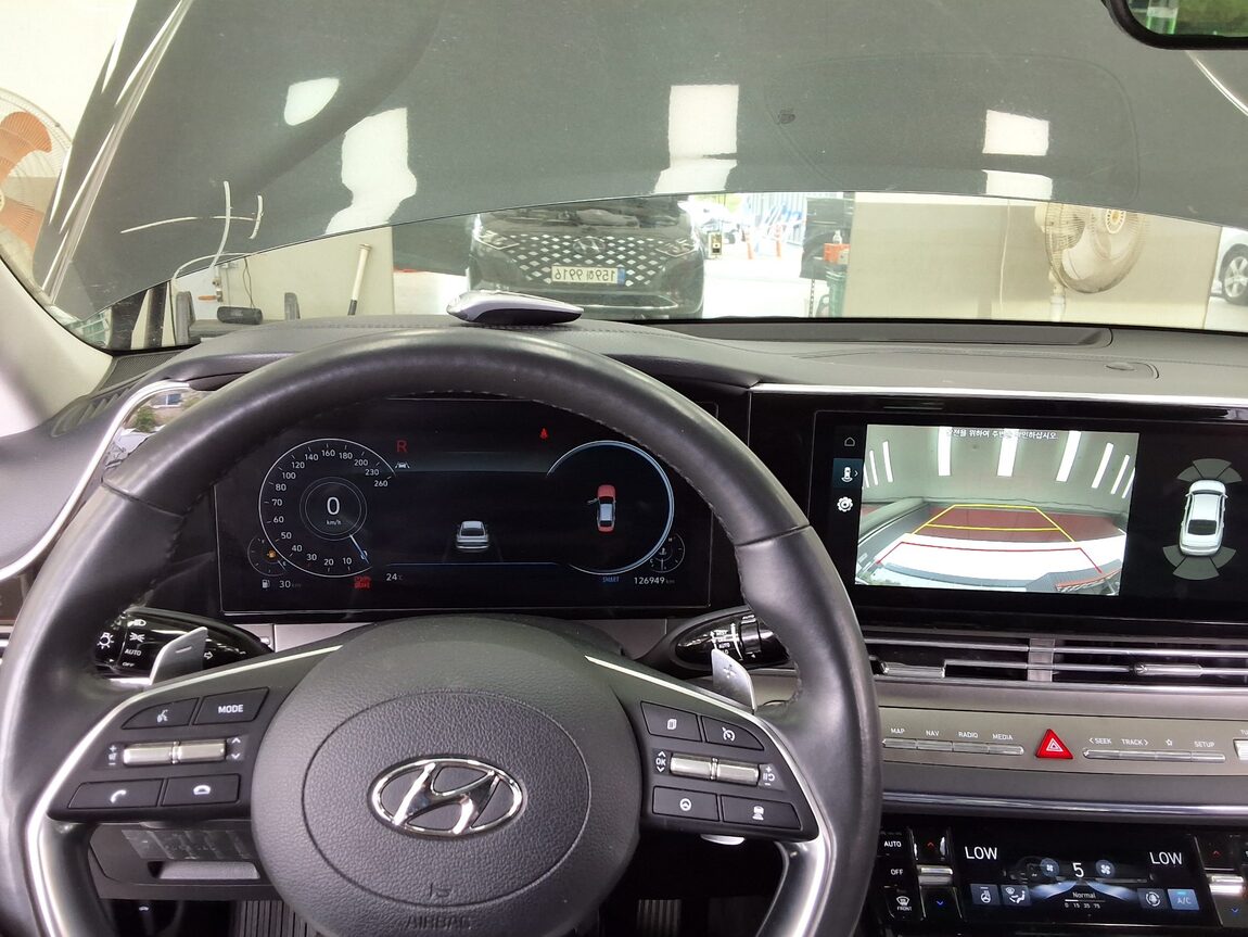 HYUNDAI THE NEW GRANDEUR IG GASOLINE 2.5 PREMIUM CHOICE 2021 - zdjęcie 17