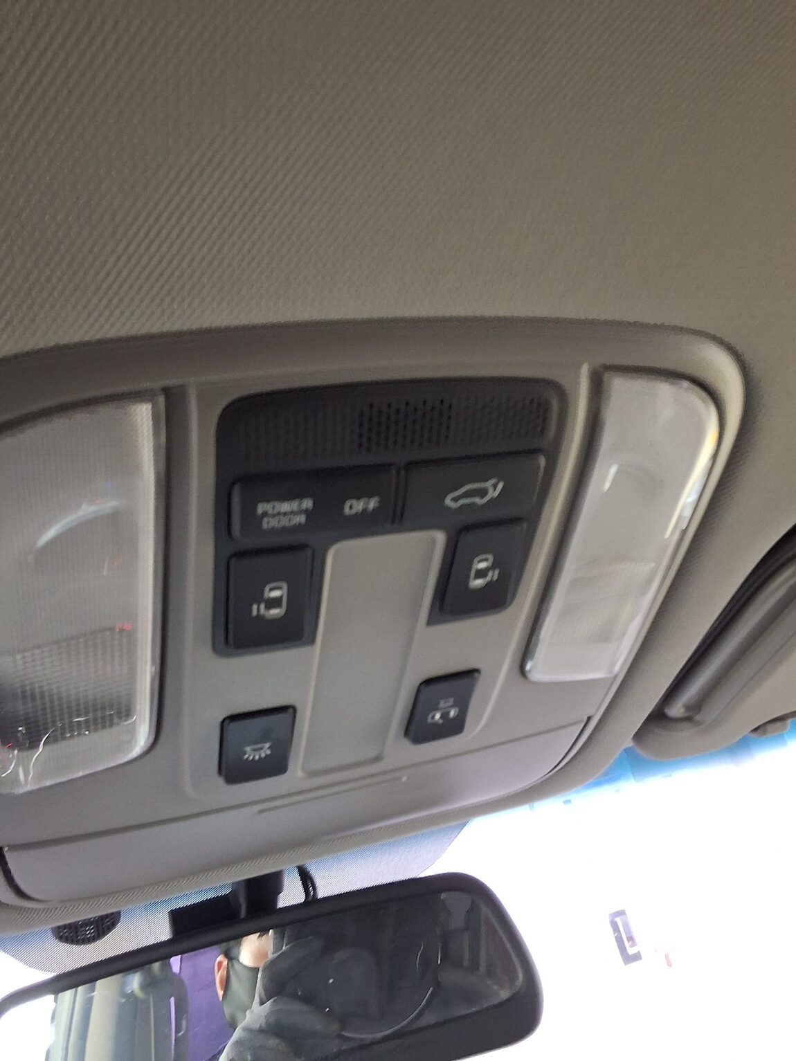 KIA ALL NEW CARNIVAL 9-SEATER DIESEL PRESTIGE 2016 - zdjęcie 16
