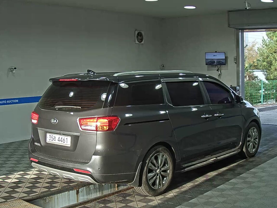KIA ALL NEW CARNIVAL 9-SEATER DIESEL PRESTIGE 2016 - zdjęcie 5