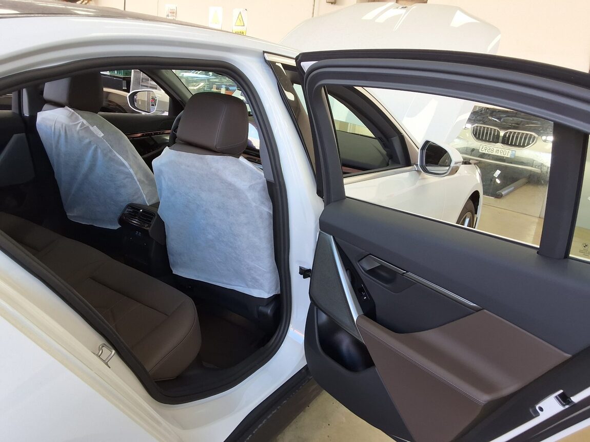 BMW 5 SERIES (8TH GEN) 520i 2026 - zdjęcie 13
