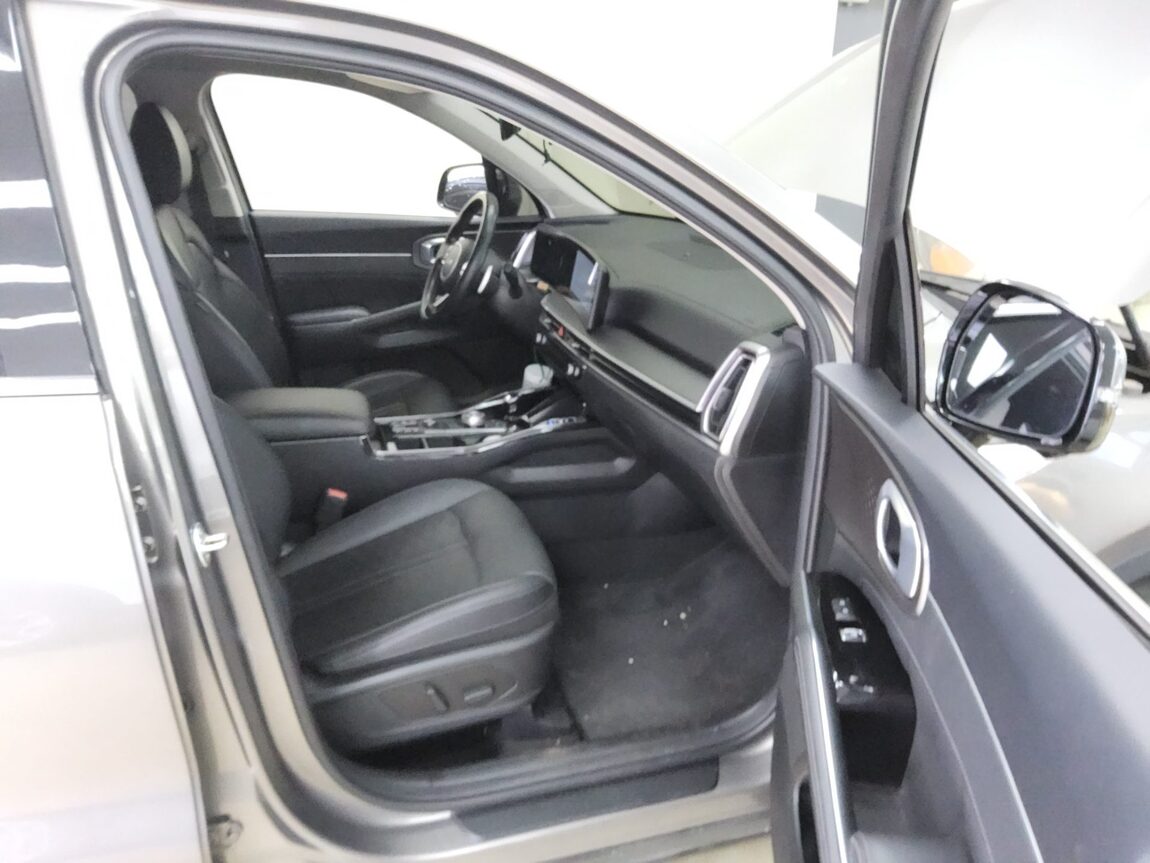 KIA THE NEW SORENTO (MQ4) 2.5 GASOLINE 4WD NOBLESSE 2024 - zdjęcie 14