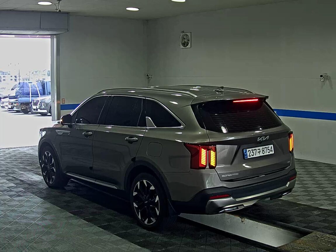 KIA THE NEW SORENTO (MQ4) 2.5 GASOLINE 4WD NOBLESSE 2024 - zdjęcie 6