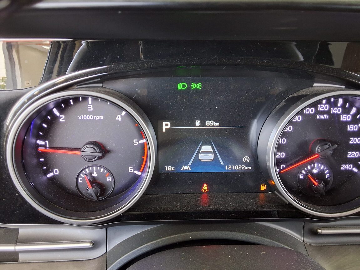 KIA NEW CARNIVAL (KA4) 9-SEATER DIESEL PRESTIGE 2023 - zdjęcie 9