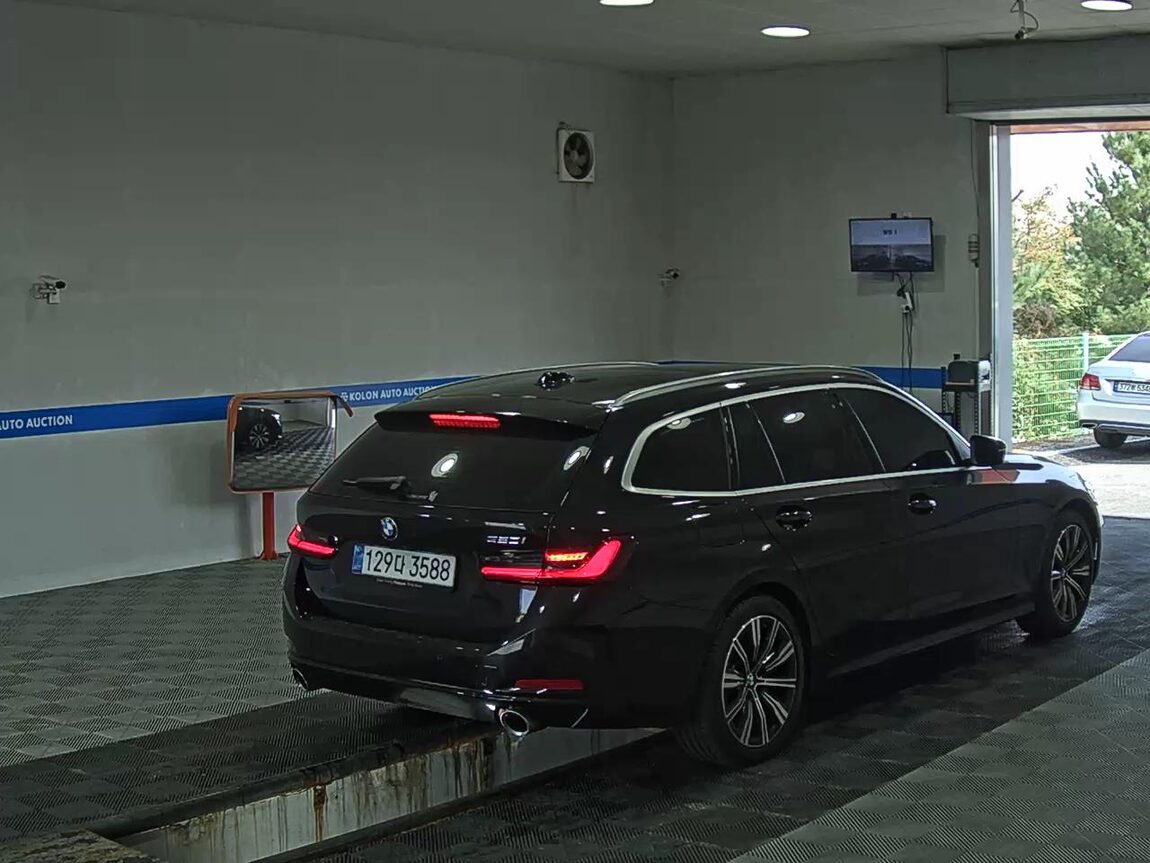 BMW 3 SERIES (7TH GEN) TOURING 320i 2026 - zdjęcie 5