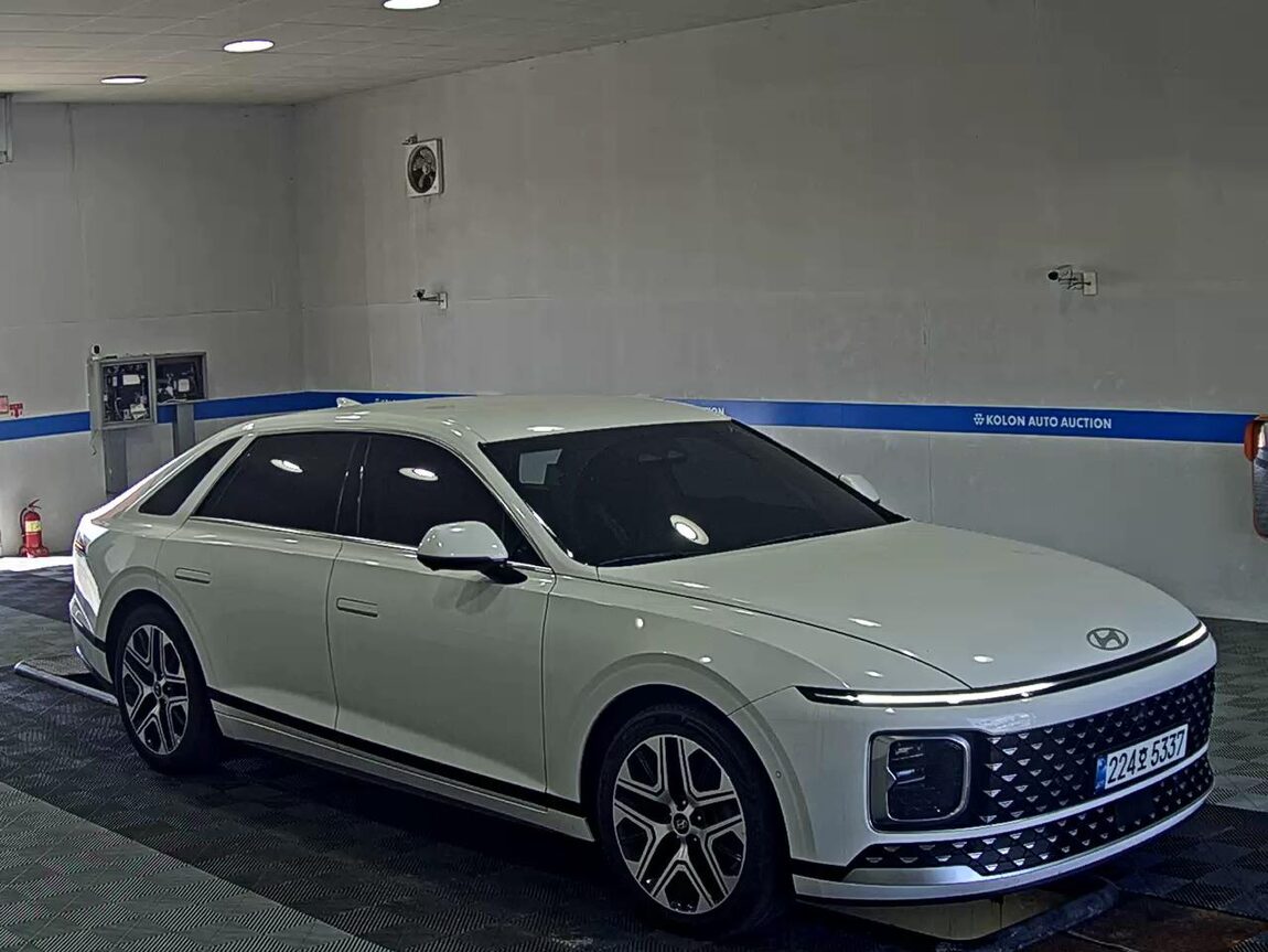 HYUNDAI THE ALL NEW GRANDEUR GASOLINE 2.5 EXCLUSIVE 2025 - zdjęcie 3
