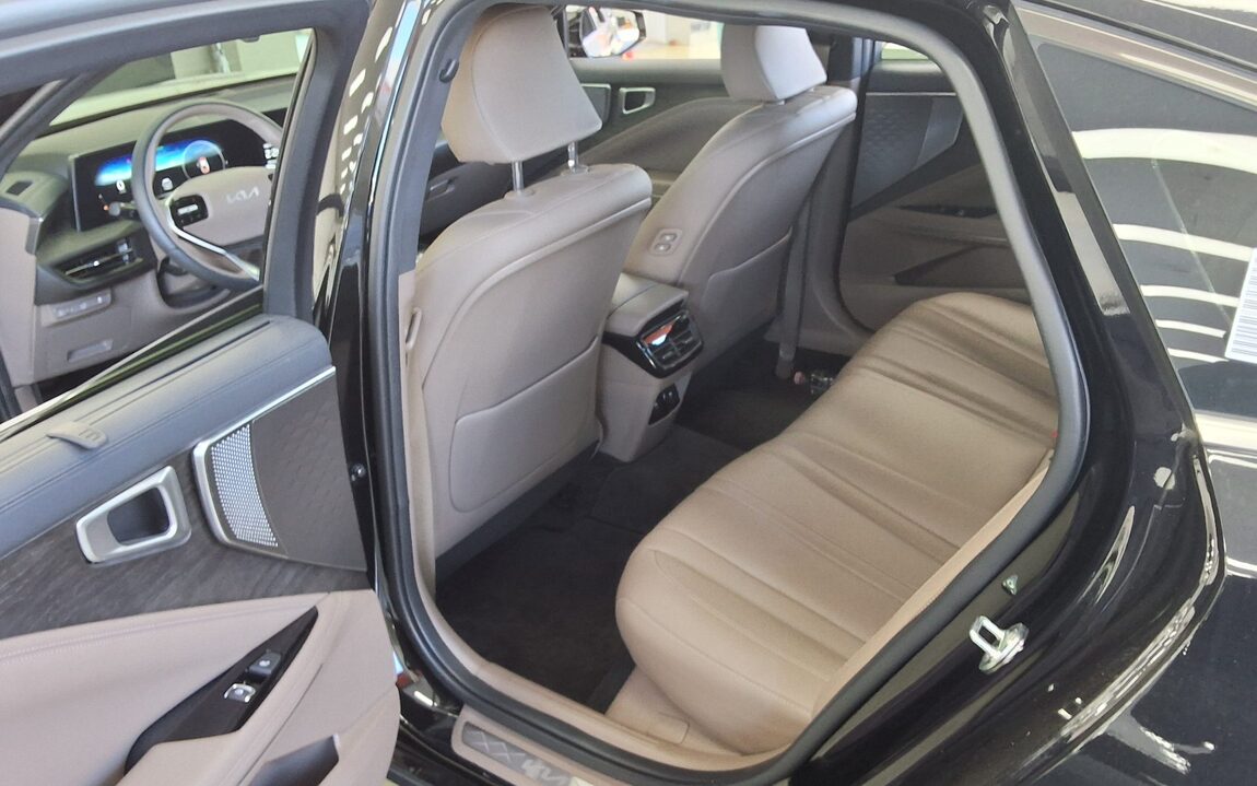 KIA K8 2.5 GDI NOBLESSE 2023 - zdjęcie 12