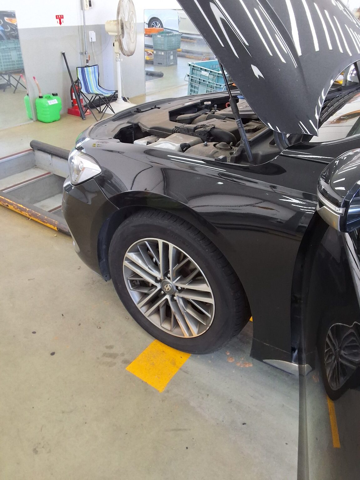 HYUNDAI GRANDEUR IG 2.4 GDi PREMIUM 2019 - zdjęcie 21
