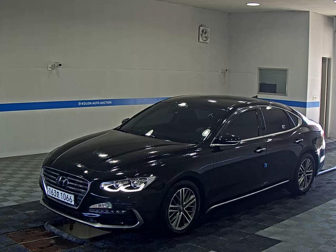 HYUNDAI GRANDEUR IG 2.4 GDi PREMIUM 2019 - zdjęcie 2