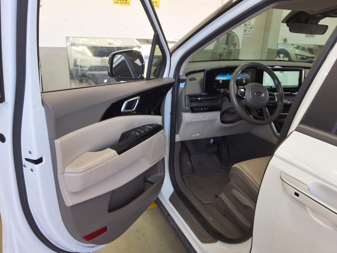 KIA NEW CARNIVAL (KA4) 9-SEATER DIESEL PRESTIGE 2021 - zdjęcie 10