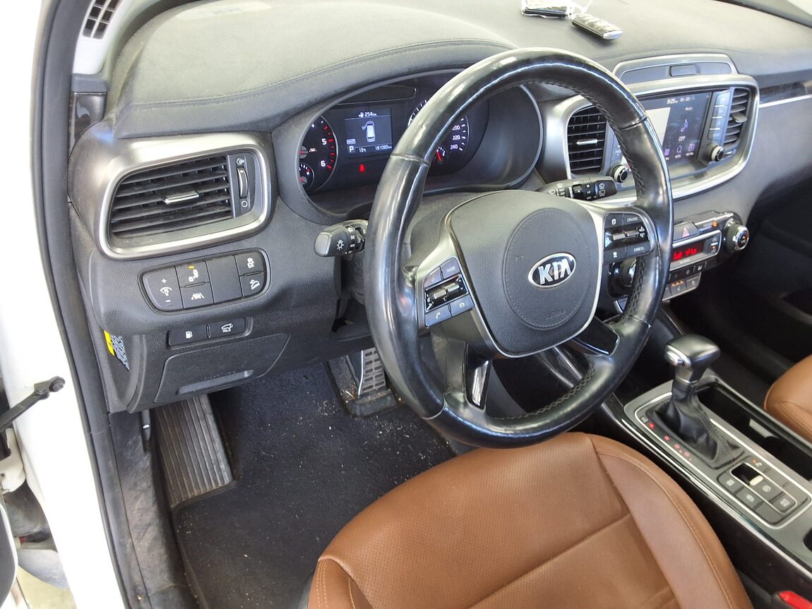 KIA THE NEW SORENTO DIESEL R2.2 2WD NOBLESSE 2019 - zdjęcie 19