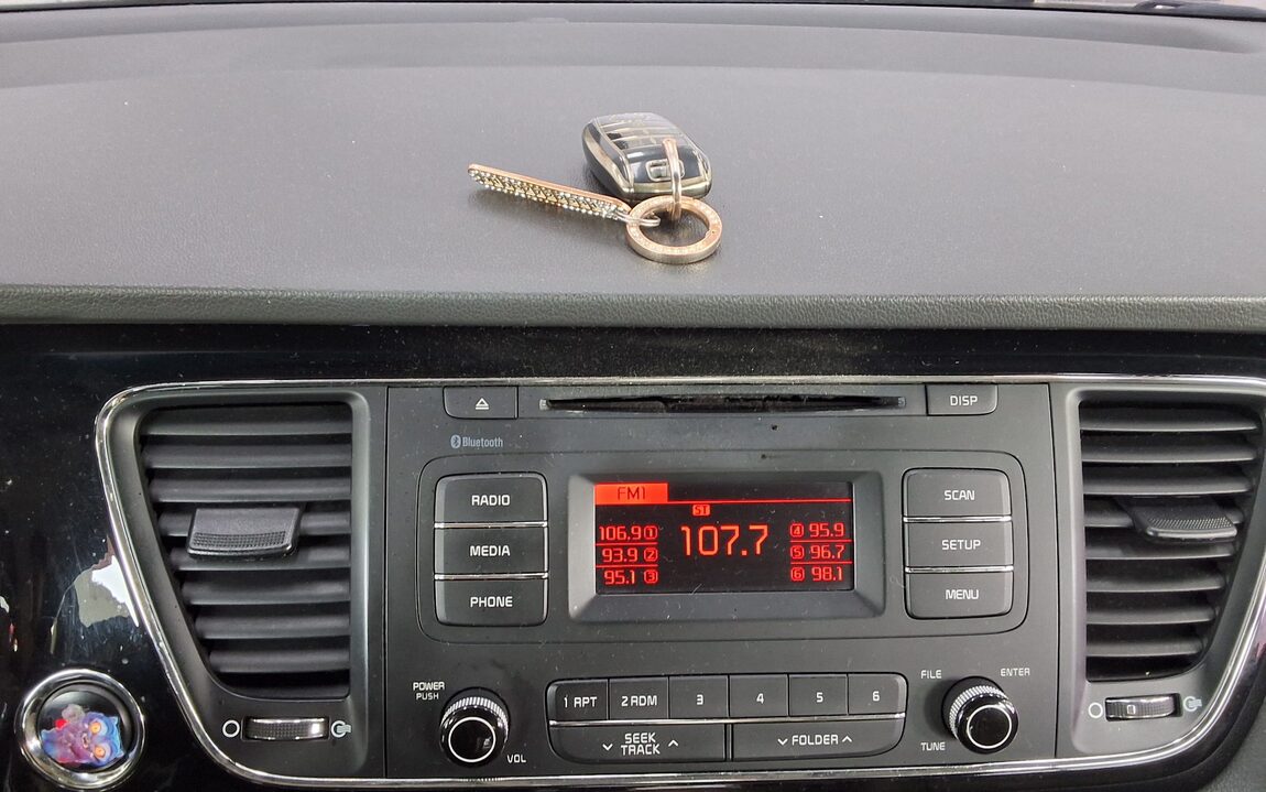 KIA ALL NEW CARNIVAL 9-SEATER DIESEL PRESTIGE 2016 - zdjęcie 19