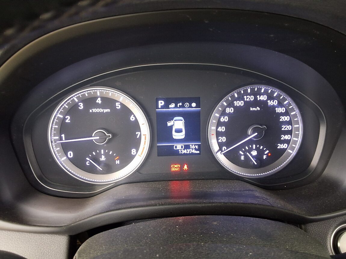 HYUNDAI GRANDEUR IG 3.0 LPi RENTAL CAR MODERN 2018 - zdjęcie 9