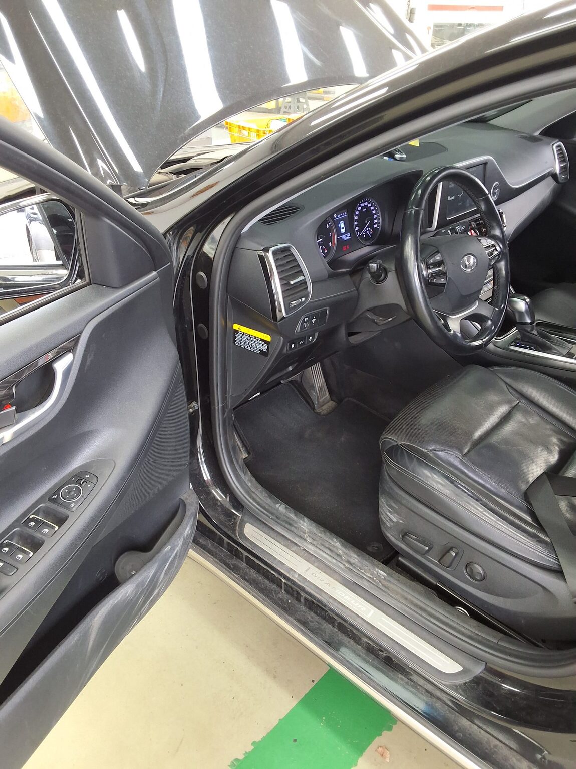 HYUNDAI GRANDEUR IG 3.0 LPi RENTAL CAR MODERN 2018 - zdjęcie 10