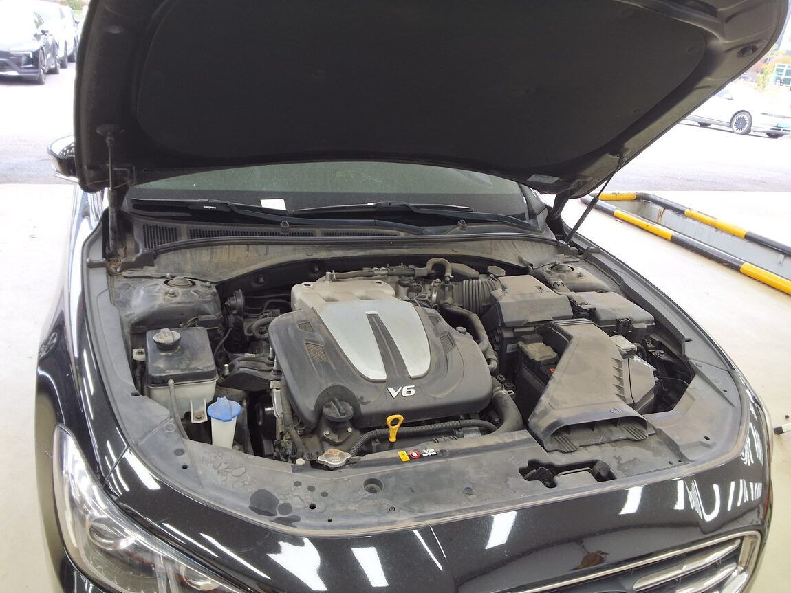 HYUNDAI GRANDEUR IG 3.0 LPi RENTAL CAR MODERN 2018 - zdjęcie 18