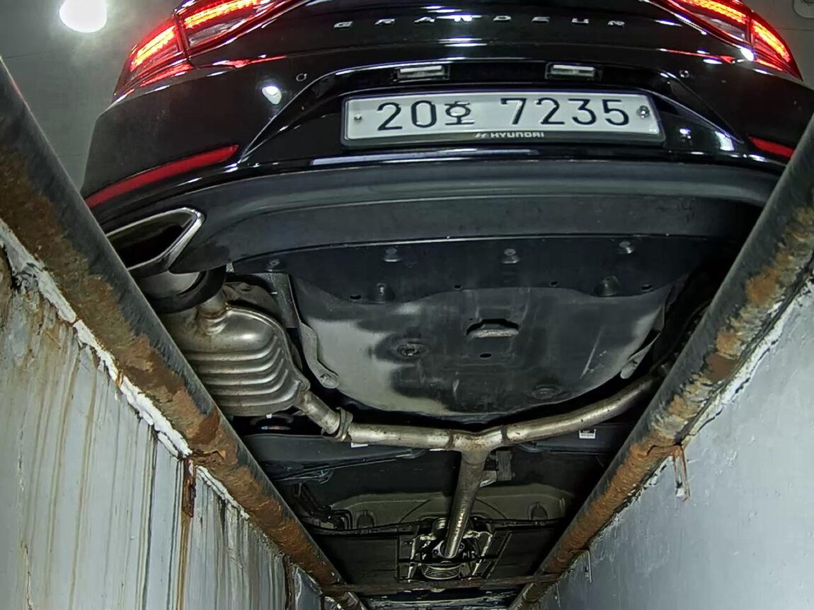 HYUNDAI GRANDEUR IG 3.0 LPi RENTAL CAR MODERN 2018 - zdjęcie 8