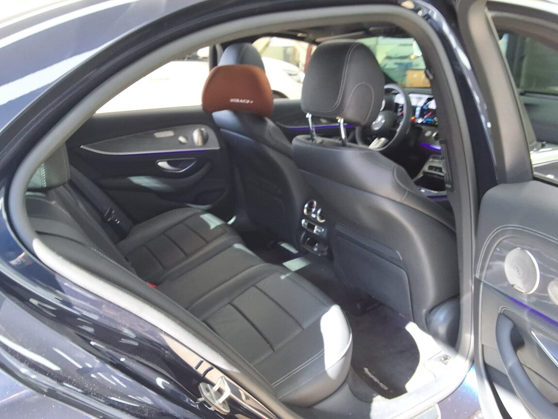 MERCEDES-BENZ E-CLASS (5TH GEN) E350 4MATIC AMG LINE 2022 - zdjęcie 14