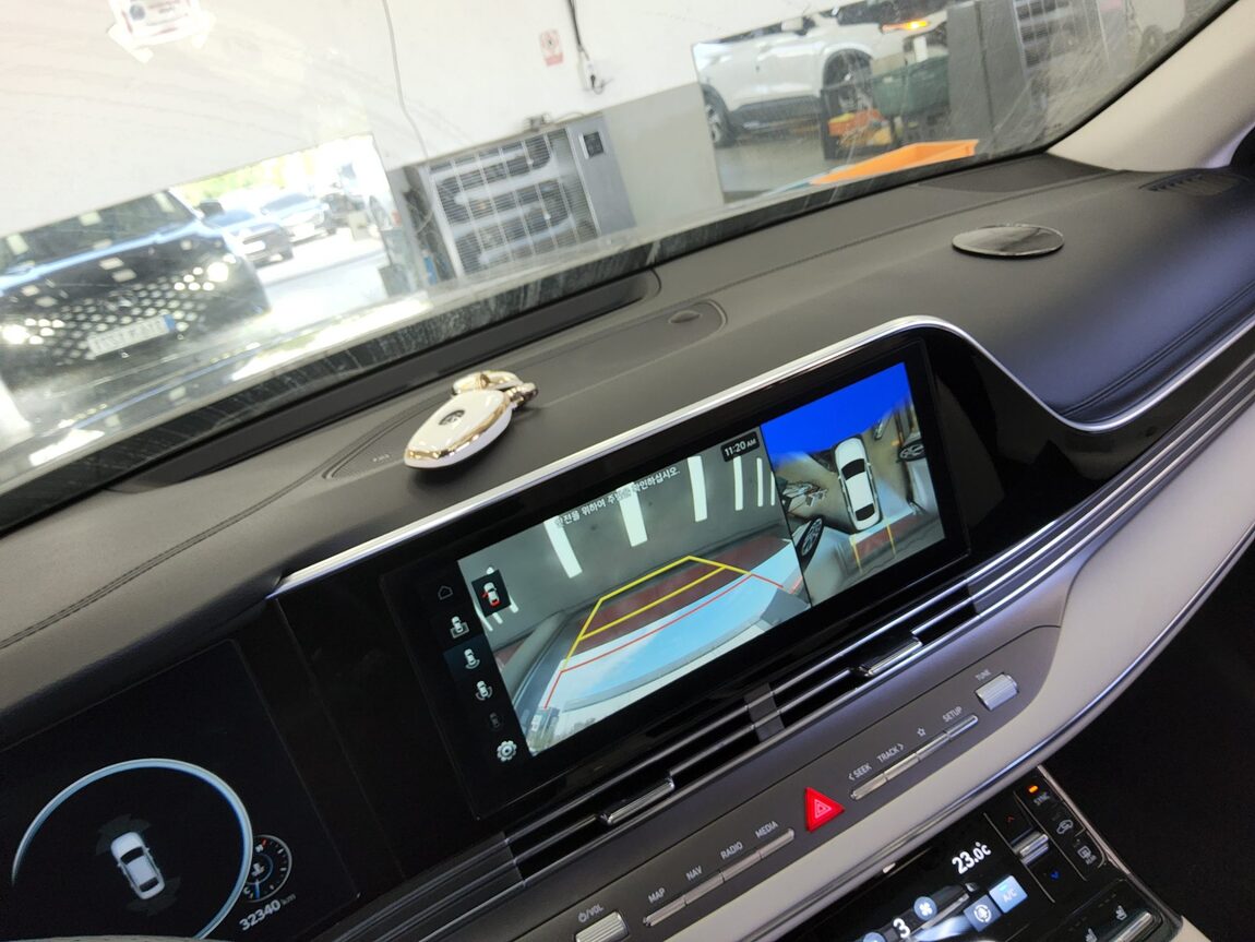 HYUNDAI THE NEW GRANDEUR IG GASOLINE 2.5 LE BLANC 2022 - zdjęcie 18