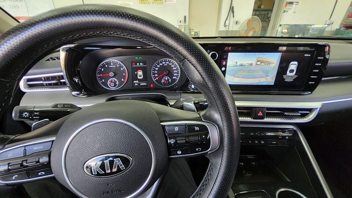 KIA NEW K5 (DL3) 2.0 GASOLINE PRESTIGE 2021 - zdjęcie 19