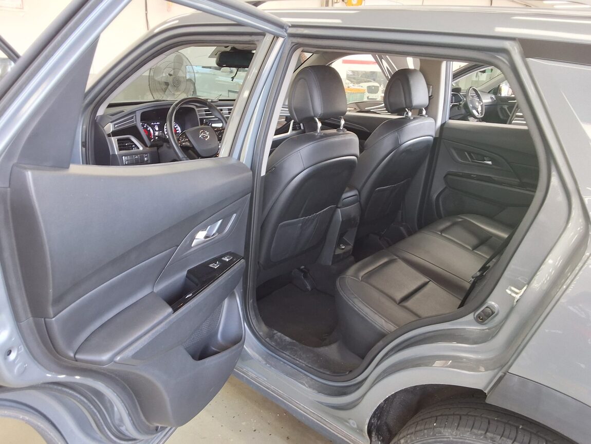 KG MOBILITY (SSANGYONG) ALL NEW KORANDO 1.5 GASOLINE 2WD C5 2023 - zdjęcie 12