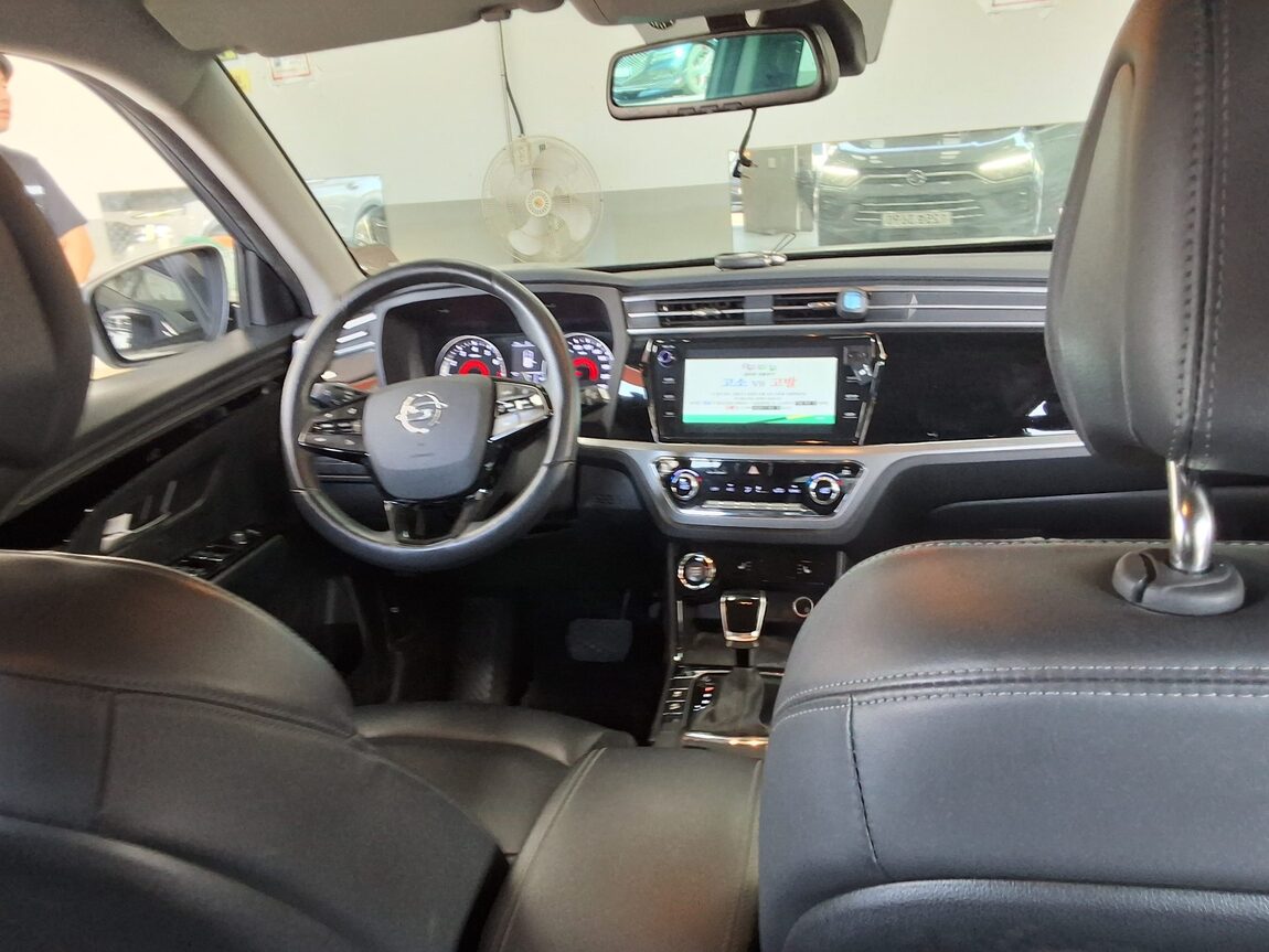 KG MOBILITY (SSANGYONG) ALL NEW KORANDO 1.5 GASOLINE 2WD C5 2023 - zdjęcie 11