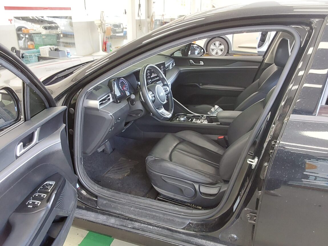 KIA NEW K5 (DL3) 2.0 GASOLINE TRENDY 2023 - zdjęcie 10