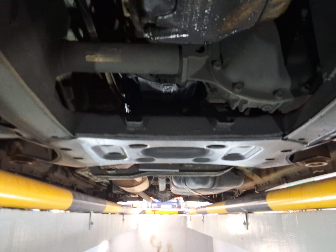 KG MOBILITY (SSANGYONG) KORANDO TOURISMO 2.0 4WD 9-SEATER LT 2014 - zdjęcie 9