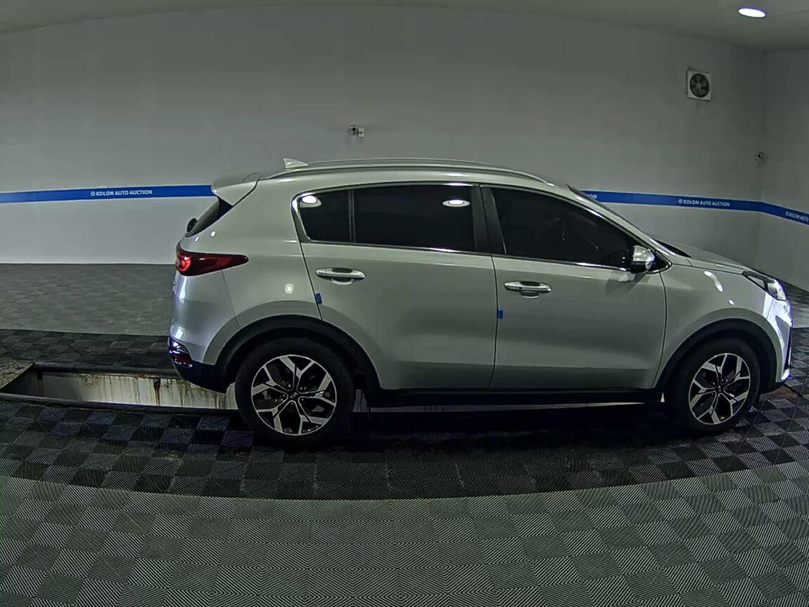 KIA SPORTAGE THE BOLD R2.0 DIESEL 2WD PRESTIGE 2019 - zdjęcie 4